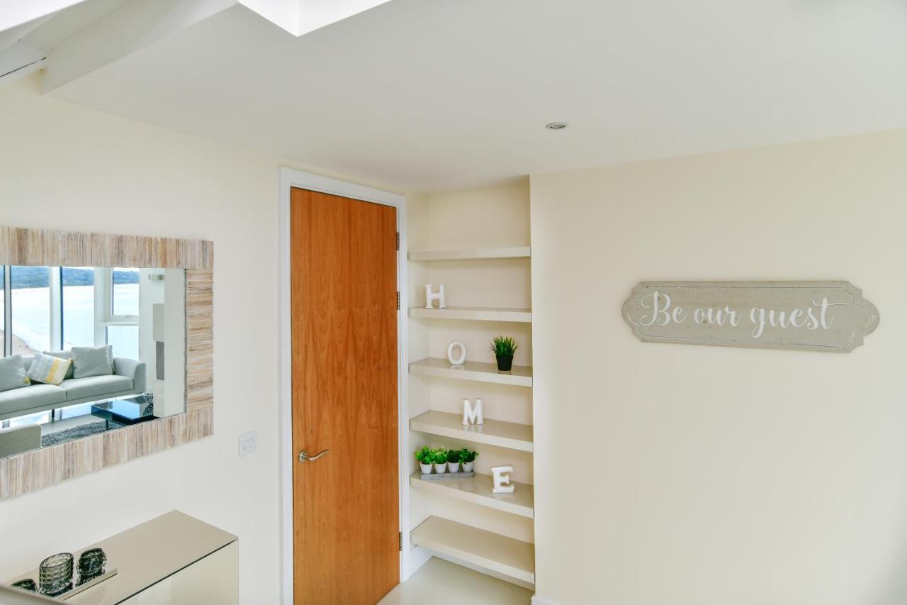 Just Stay Wales - Meridian Quay Penthouses Swansea Exterior photo