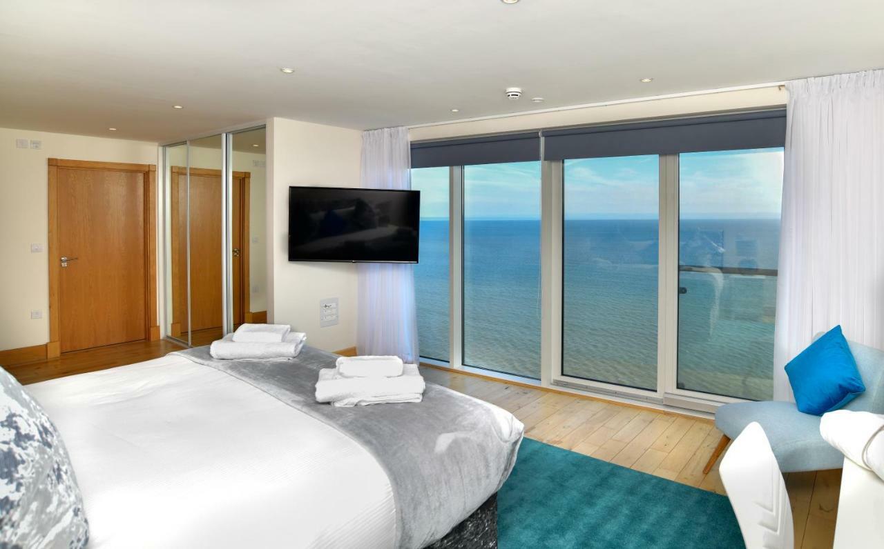 Just Stay Wales - Meridian Quay Penthouses Swansea Exterior photo